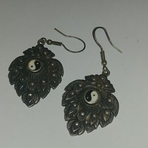 Vintage yin & yang earrings